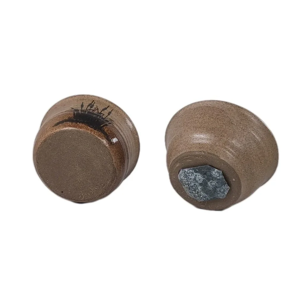 Signed Pottery 3 Spice Jars W/Cork Lids And 2 Bowls Artist P. Francis Vintage